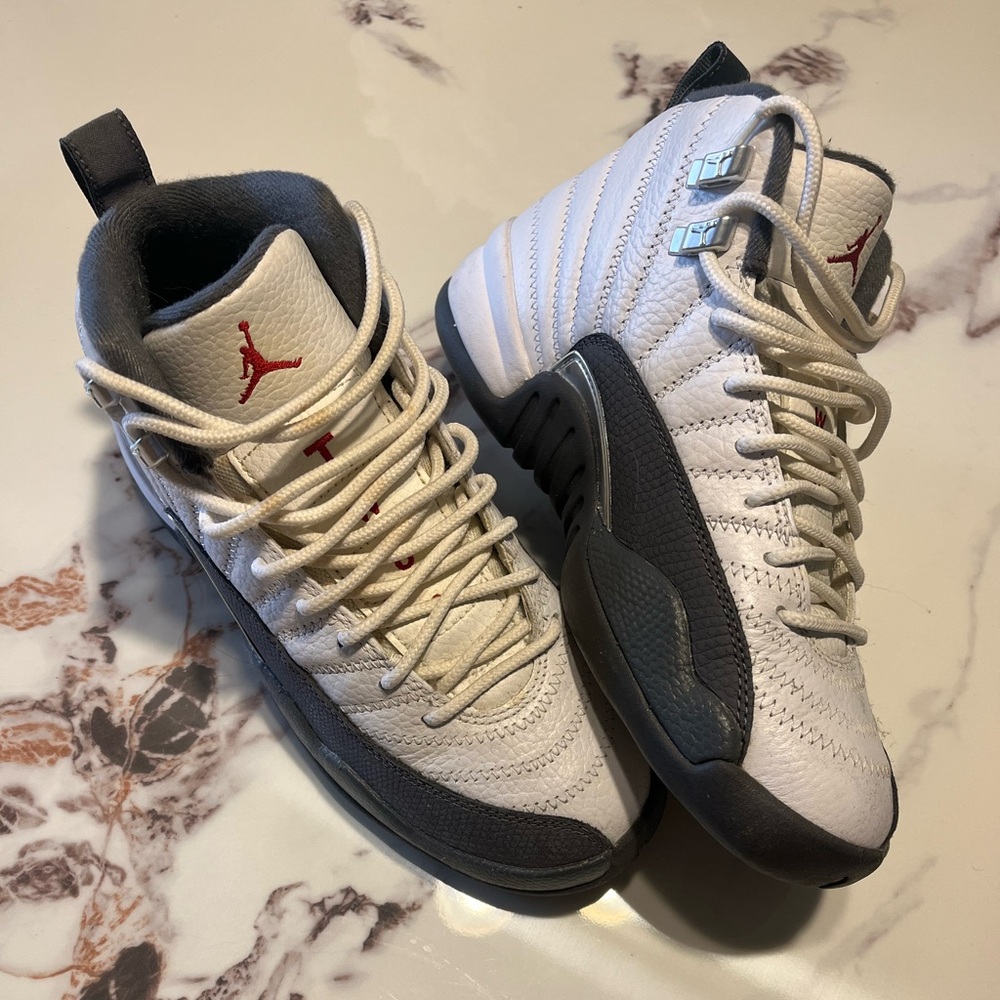 Air Jordan 12 Retro (GS) Boys 5.5